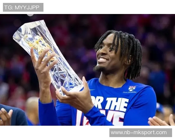 76人客战老鹰马克西因病缺阵场均315分的他将何去何从